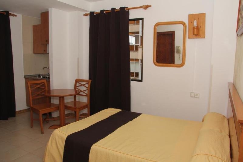 Gomila Palma Apartments Экстерьер фото